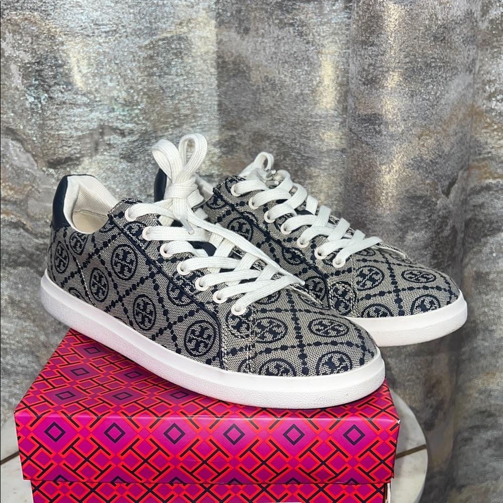 Tory Burch Howell T-Monogram Jacquard  Canvas Sneakers in Navy/White 9.5